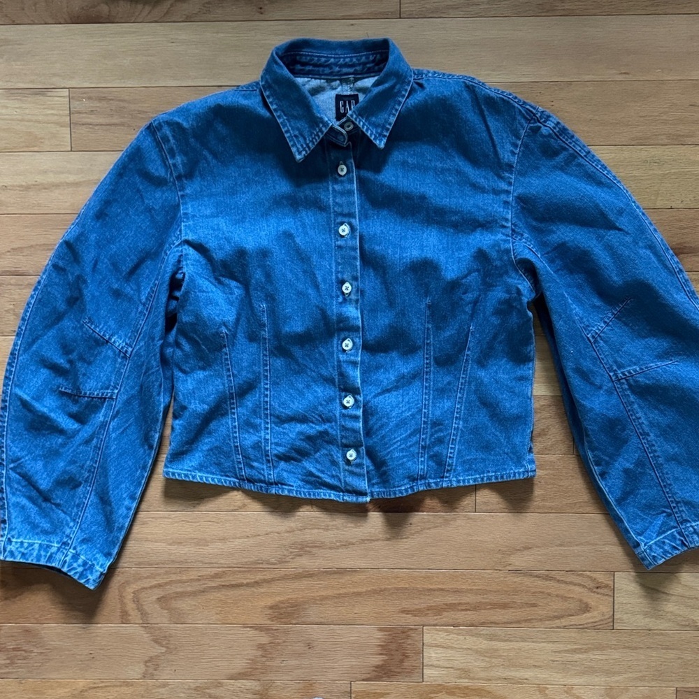 GAP | Vintage-Inspired Medium Blue Denim Balloon Sleeve Shirt | size M